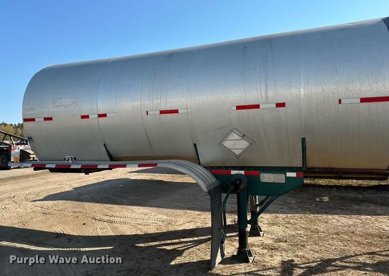 image for item DN0812 2002 Polar tank trailer