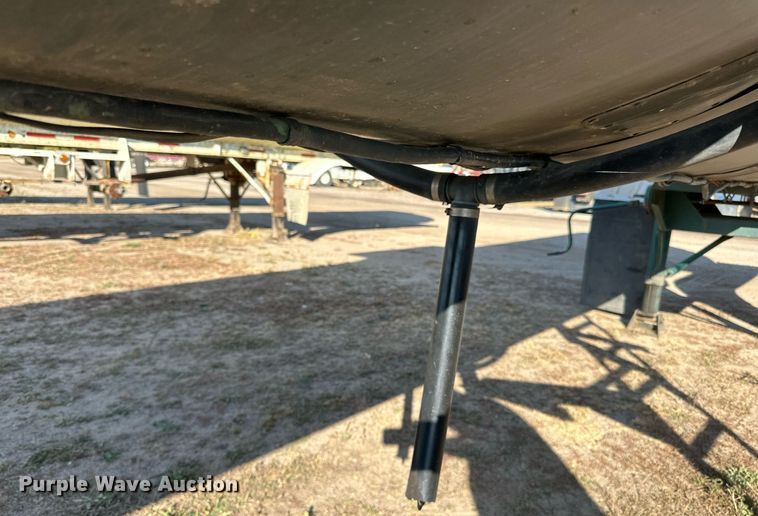 image for item DN0812 2002 Polar tank trailer