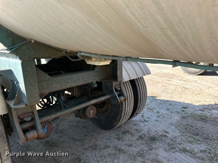 image for item DN0812 2002 Polar tank trailer