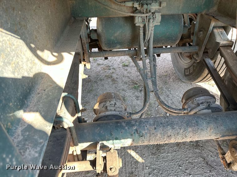 image for item DN0812 2002 Polar tank trailer