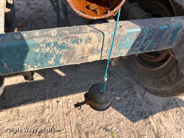 image for item DN0812 2002 Polar tank trailer