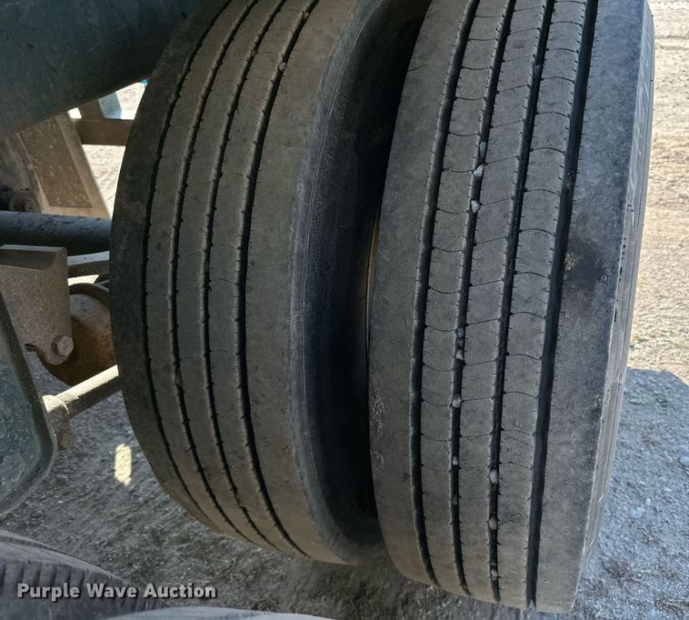 image for item DN0812 2002 Polar tank trailer