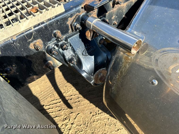 image for item DN0833 2005 Mack 600 semi truck