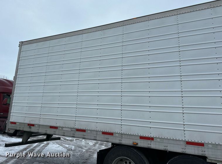 image for item DN0865 2016 Utility VS2RA refrigerated van trailer