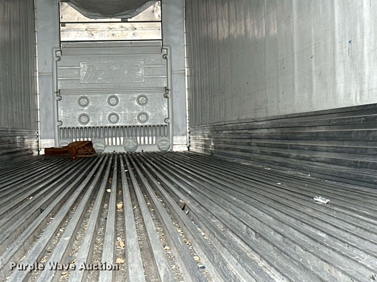 image for item DN0865 2016 Utility VS2RA refrigerated van trailer