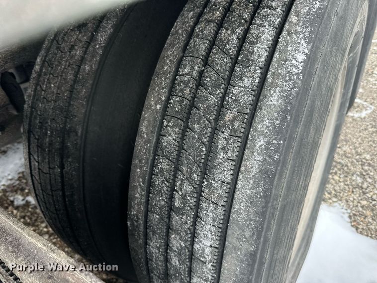 image for item DN0865 2016 Utility VS2RA refrigerated van trailer