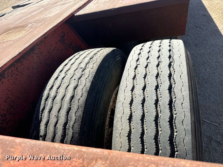 image for item DO1758 1978 Aztec FCB-LB drop deck oilfield trailer 