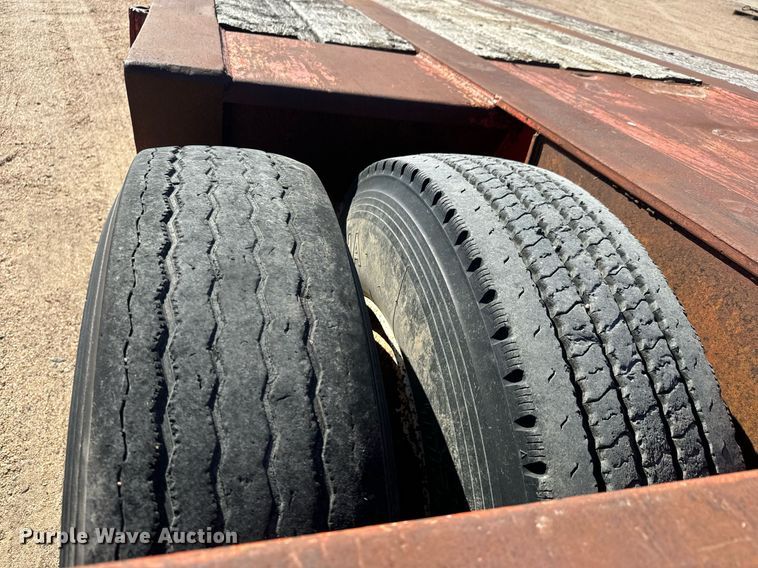 image for item DO1758 1978 Aztec FCB-LB drop deck oilfield trailer 