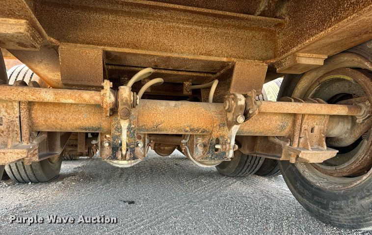 image for item DO1759 2008 Monarch  drop deck oilfield trailer 