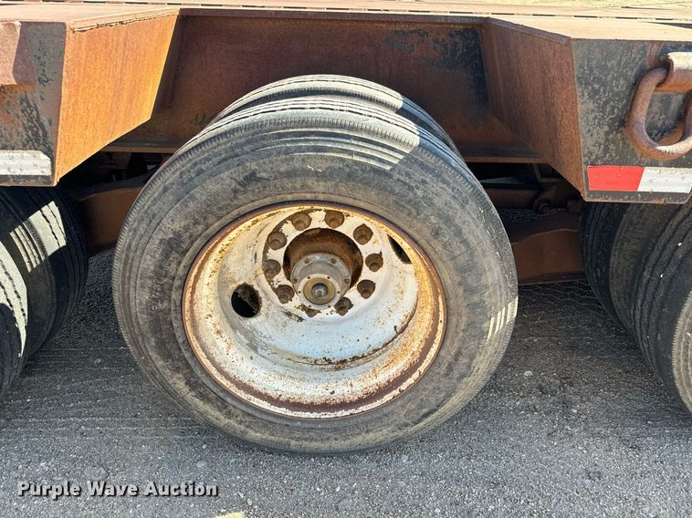 image for item DO1759 2008 Monarch  drop deck oilfield trailer 