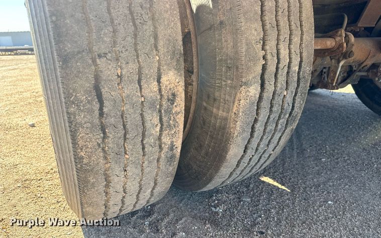 image for item DO1759 2008 Monarch  drop deck oilfield trailer 