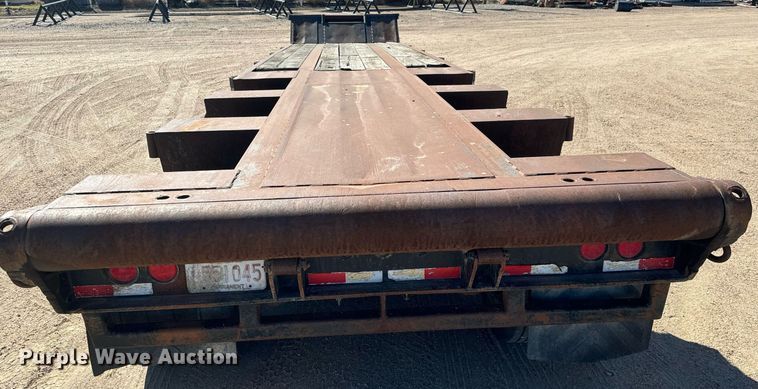 image for item DO1760 2008 Monarch drop deck oilfield trailer 