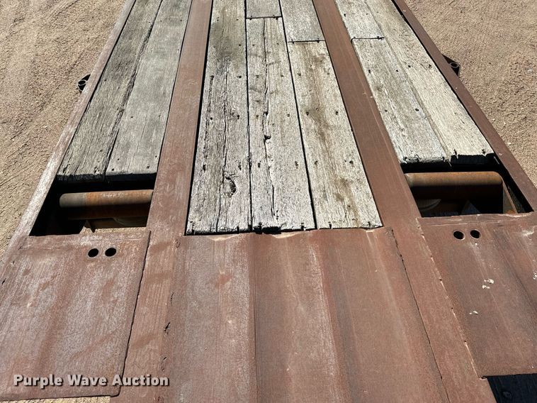 image for item DO1760 2008 Monarch drop deck oilfield trailer 