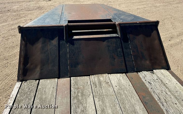 image for item DO1760 2008 Monarch drop deck oilfield trailer 