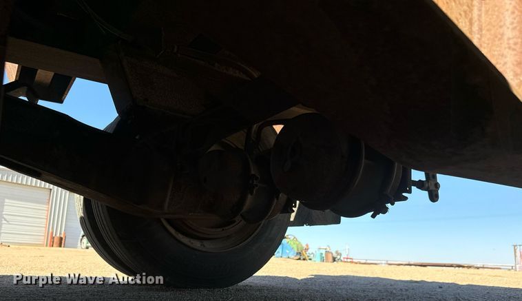 image for item DO1760 2008 Monarch drop deck oilfield trailer 