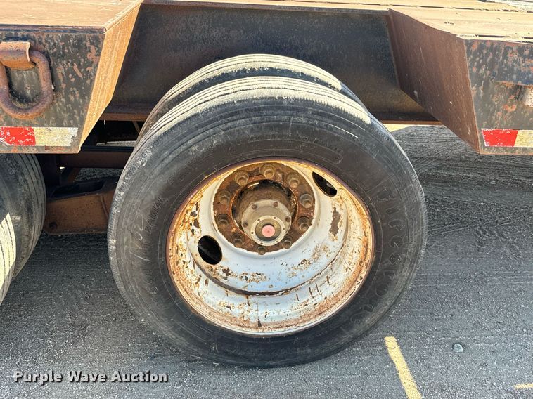 image for item DO1760 2008 Monarch drop deck oilfield trailer 