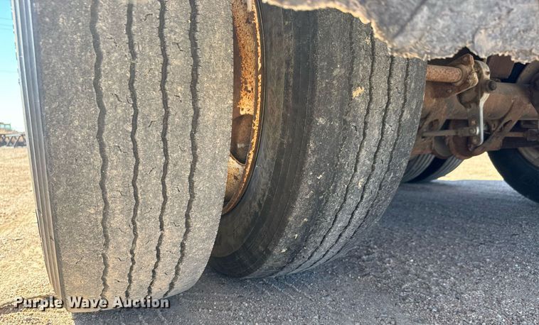 image for item DO1760 2008 Monarch drop deck oilfield trailer 