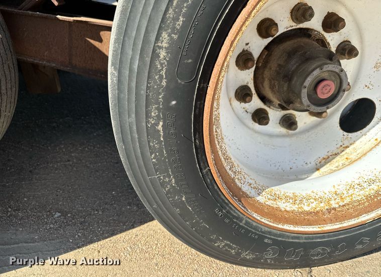 image for item DO1760 2008 Monarch drop deck oilfield trailer 