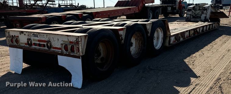 image for item DO1761 1983 Trail King  1552-4800 lowboy equipment trailer
