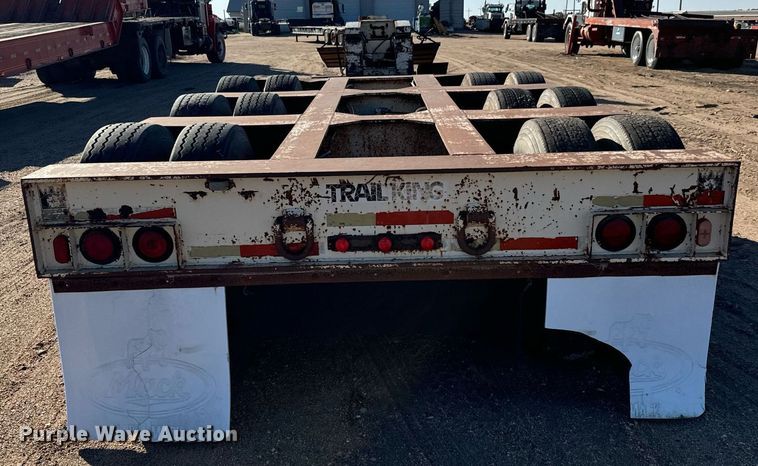 image for item DO1761 1983 Trail King  1552-4800 lowboy equipment trailer