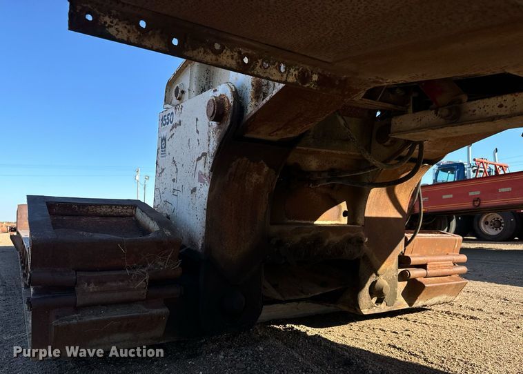 image for item DO1761 1983 Trail King  1552-4800 lowboy equipment trailer