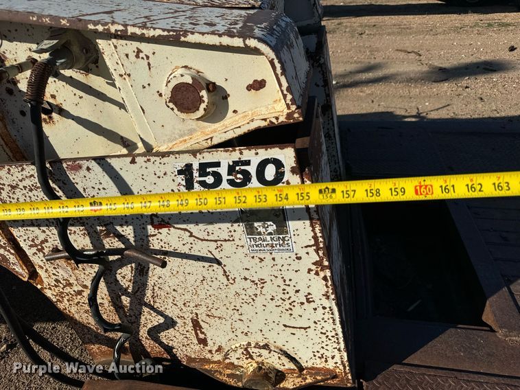 image for item DO1761 1983 Trail King  1552-4800 lowboy equipment trailer