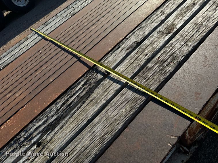 image for item DO1761 1983 Trail King  1552-4800 lowboy equipment trailer