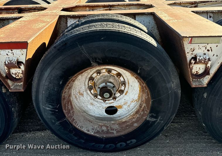 image for item DO1761 1983 Trail King  1552-4800 lowboy equipment trailer