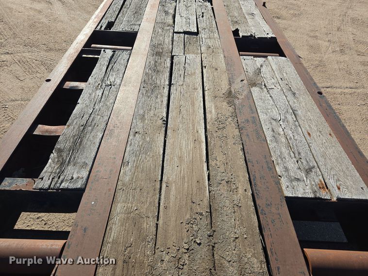 image for item DO1762 2005 Atoka 40-OFLB-60-4 drop deck oilfield trailer