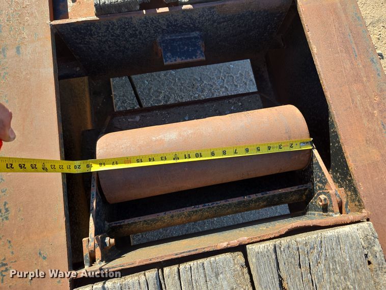 image for item DO1762 2005 Atoka 40-OFLB-60-4 drop deck oilfield trailer