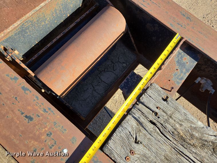 image for item DO1762 2005 Atoka 40-OFLB-60-4 drop deck oilfield trailer