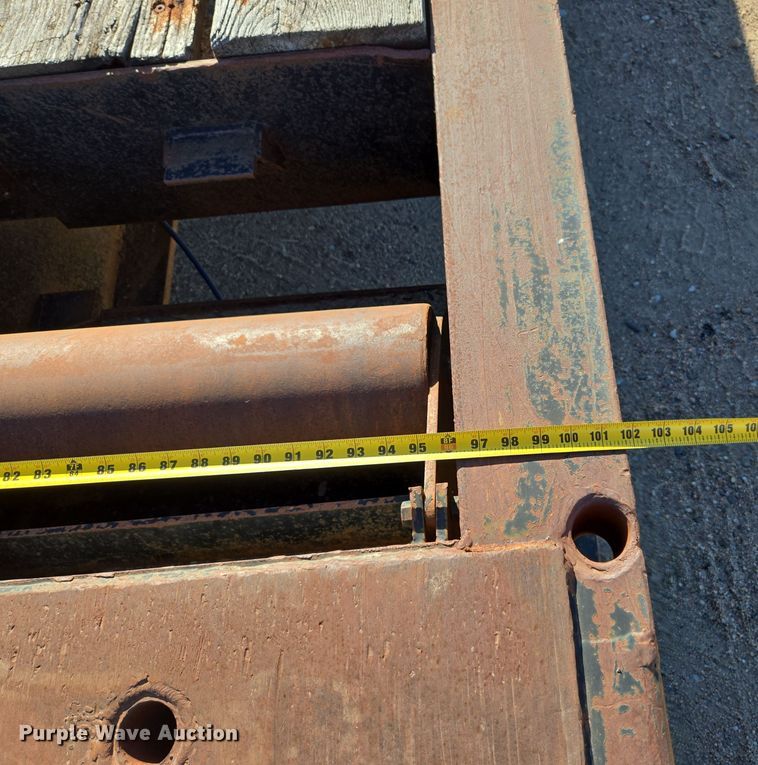 image for item DO1762 2005 Atoka 40-OFLB-60-4 drop deck oilfield trailer