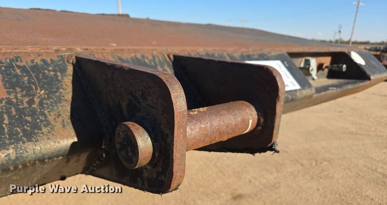 image for item DO1762 2005 Atoka 40-OFLB-60-4 drop deck oilfield trailer