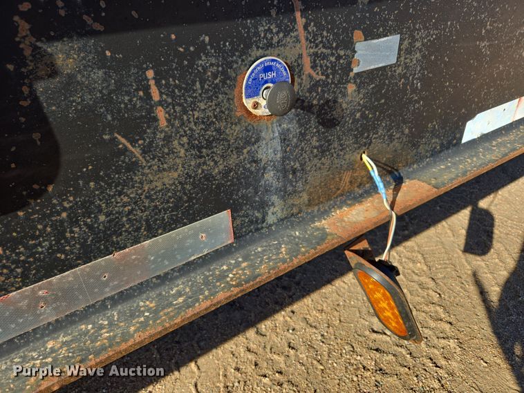 image for item DO1762 2005 Atoka 40-OFLB-60-4 drop deck oilfield trailer