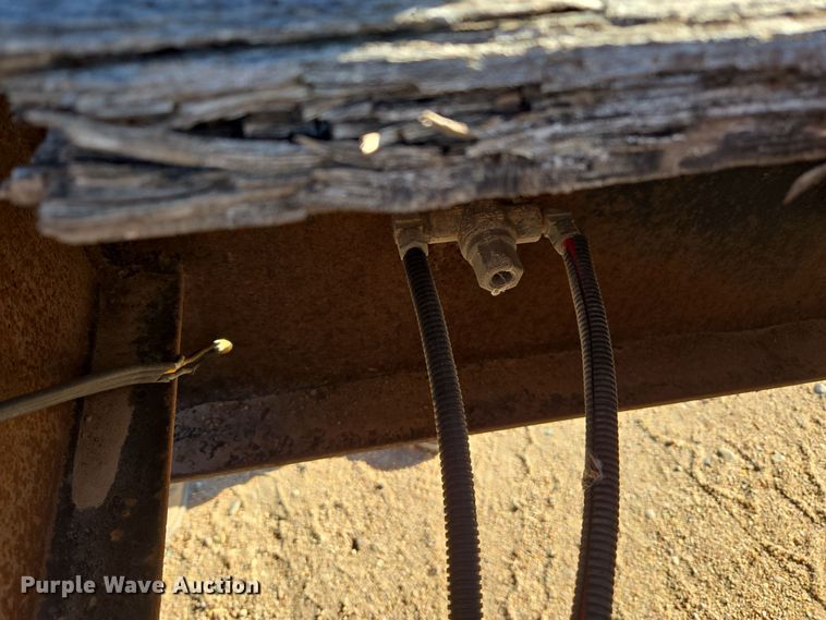 image for item DO1762 2005 Atoka 40-OFLB-60-4 drop deck oilfield trailer