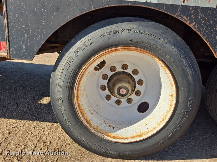 image for item DO1762 2005 Atoka 40-OFLB-60-4 drop deck oilfield trailer