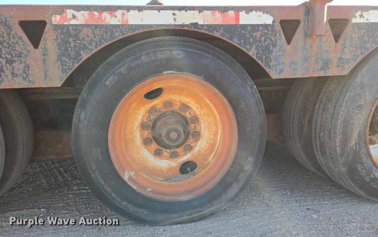 image for item DO1762 2005 Atoka 40-OFLB-60-4 drop deck oilfield trailer
