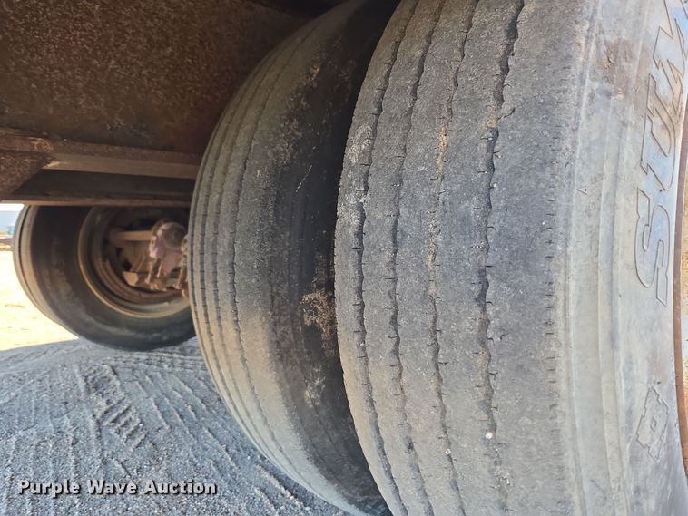 image for item DO1762 2005 Atoka 40-OFLB-60-4 drop deck oilfield trailer