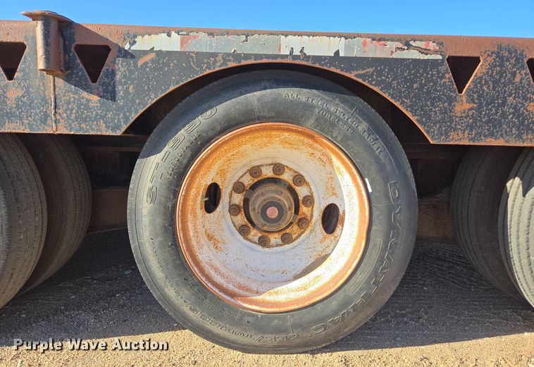 image for item DO1762 2005 Atoka 40-OFLB-60-4 drop deck oilfield trailer
