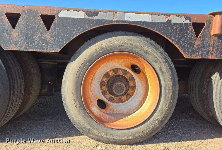 image for item DO1762 2005 Atoka 40-OFLB-60-4 drop deck oilfield trailer