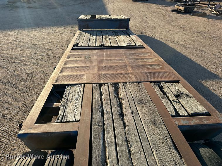 image for item DO1766 1990 Scona lowboy equipment trailer