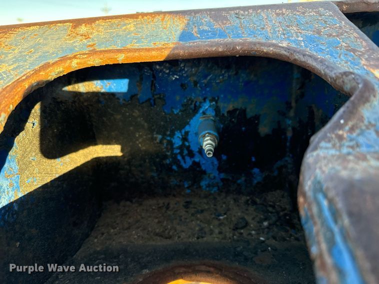 image for item DO1766 1990 Scona lowboy equipment trailer