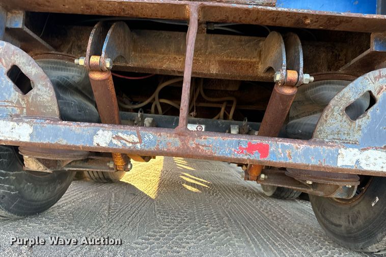 image for item DO1766 1990 Scona lowboy equipment trailer