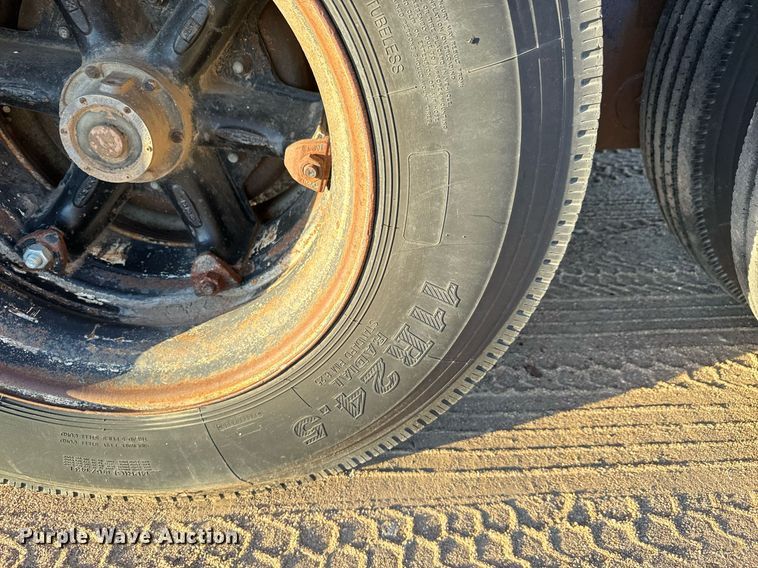 image for item DO1766 1990 Scona lowboy equipment trailer