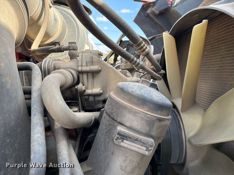 image for item DO7615 2005 Sterling LT9500 truck cab and chassis