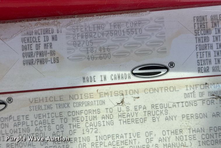 image for item DO7615 2005 Sterling LT9500 truck cab and chassis