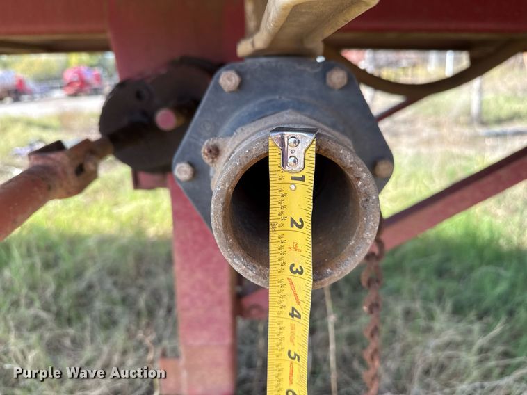 image for item DO7633 2000 Shop built 150B tank trailer