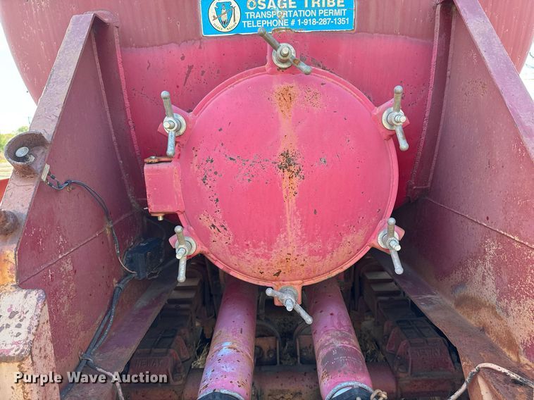 image for item DO7633 2000 Shop built 150B tank trailer