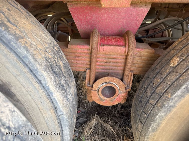 image for item DO7633 2000 Shop built 150B tank trailer