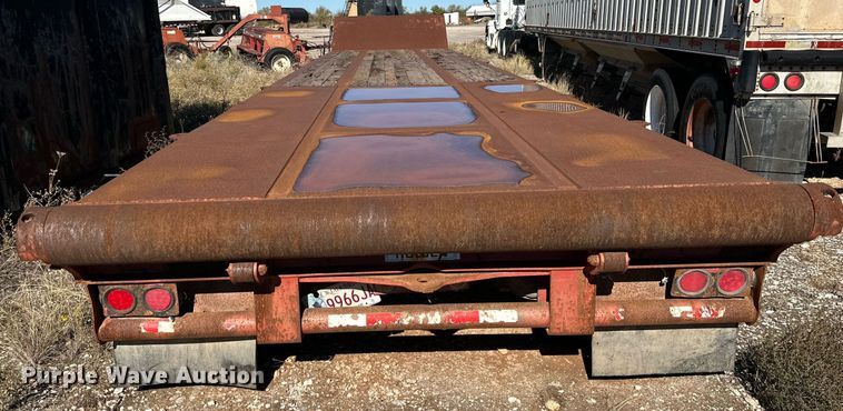 image for item DP5940 2007 Holden oilfield trailer